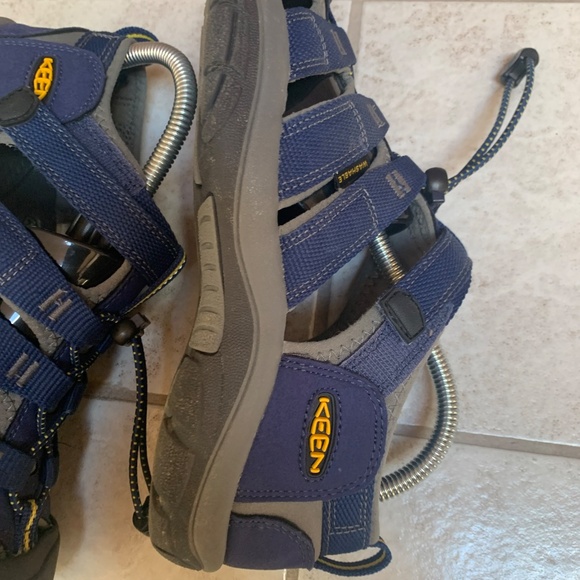 KEEN Newport Youth Waterproof Sandals Unisex Girls Boys 9212-Navy Blue US Size 5 - Picture 10 of 15